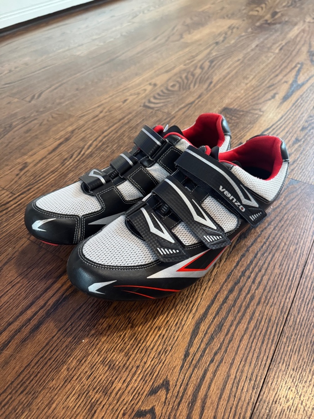 Men’s Venzo Cycling Shoes - Black, White & Red